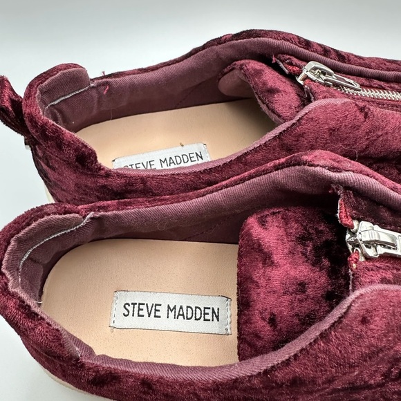 Steve Madden Gnarly Burgundy Velvet Women’s Size 7 Slip On Shoes - Picture 6 of 7